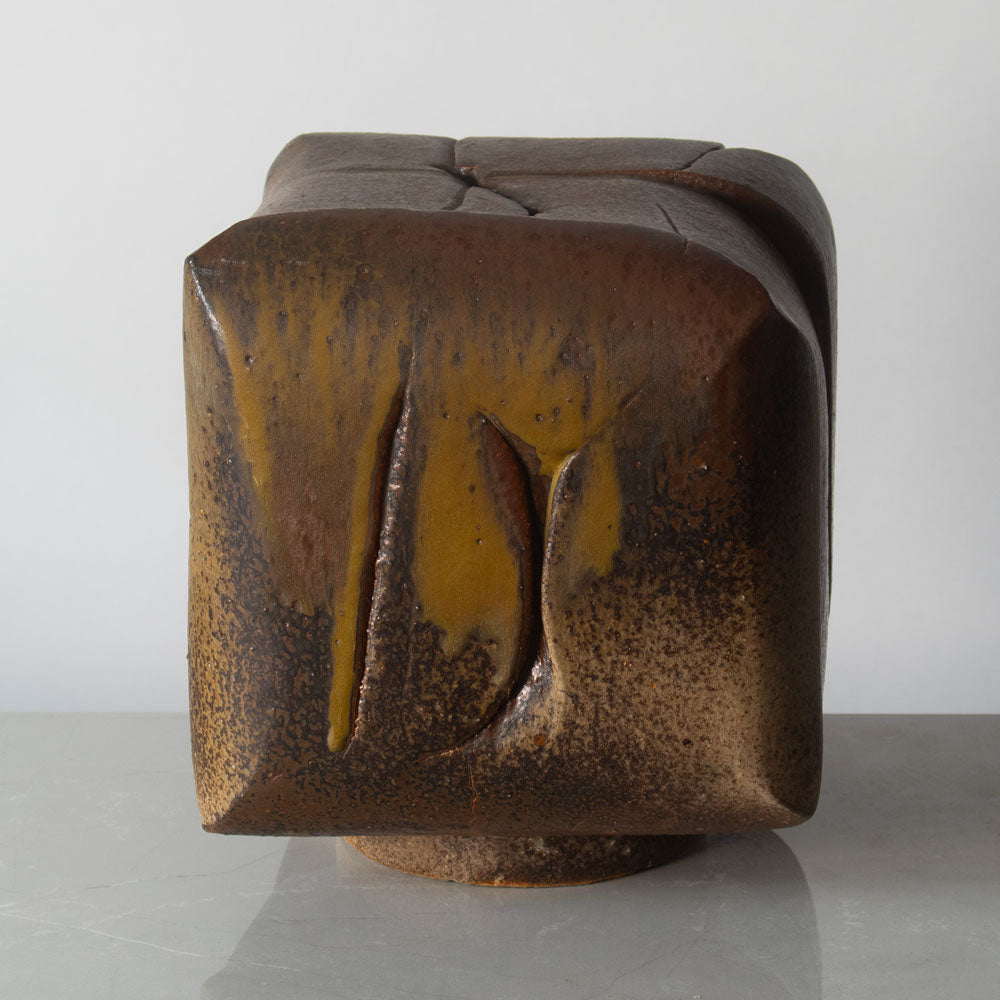 Dieter Crumbiegel, own studio, Germany, unique stoneware sculpture with brown glaze J1264