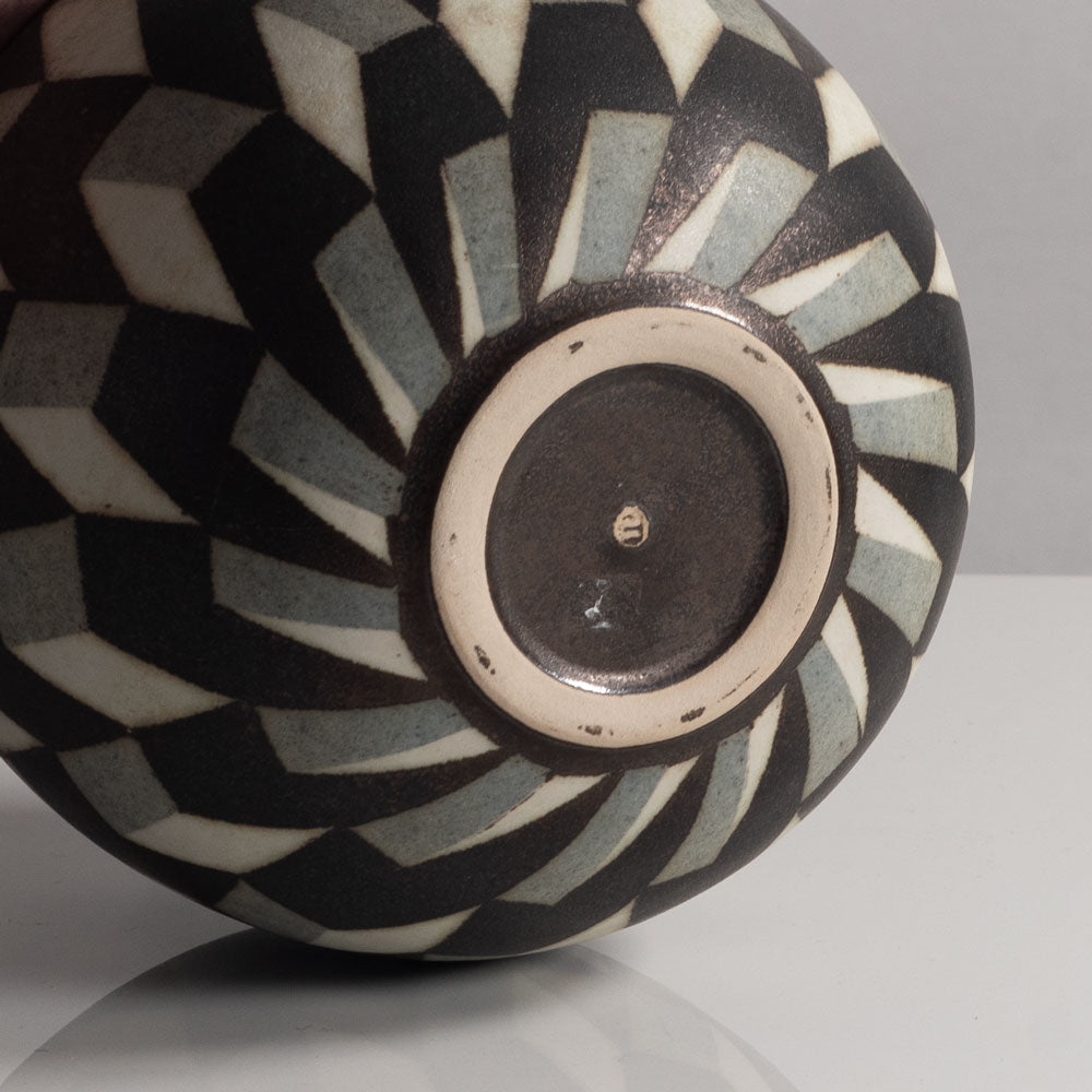 Inke Lerch-Brodersen, Germany, unique stoneware round vase with pattern M4059