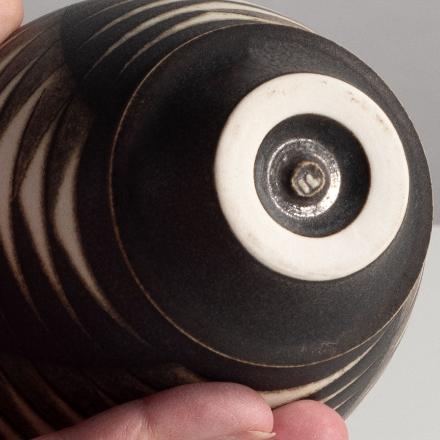 Inke Lerch-Brodersen, Germany, unique stoneware vase with geometric pattern M4061