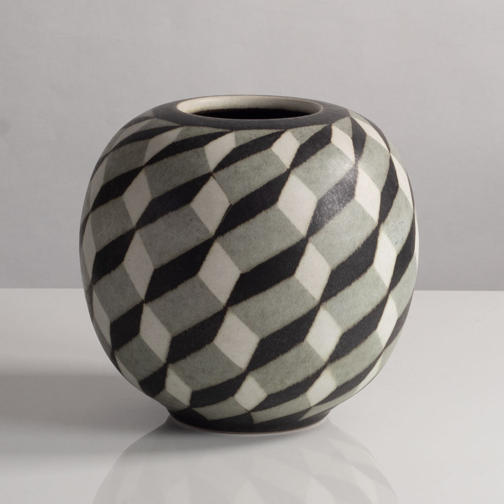 Inke Lerch-Brodersen, Germany, unique stoneware round vase with pattern M4052