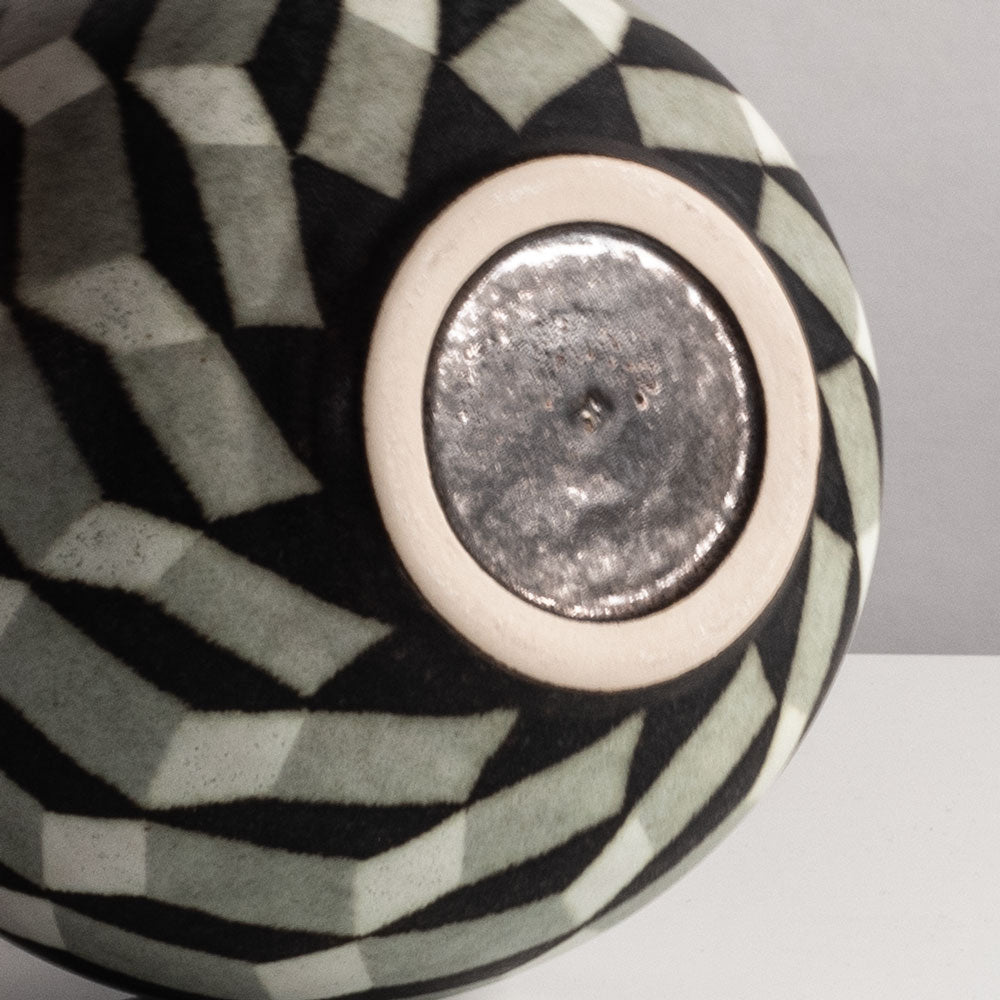 Inke Lerch-Brodersen, Germany, unique stoneware round vase with pattern M4052