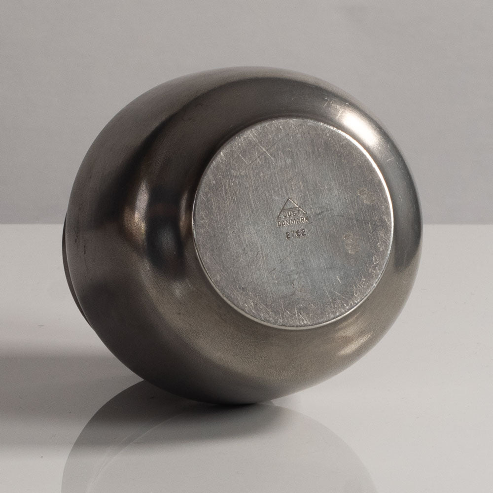 Just Andersen, Denmark, vase in pewter L3946
