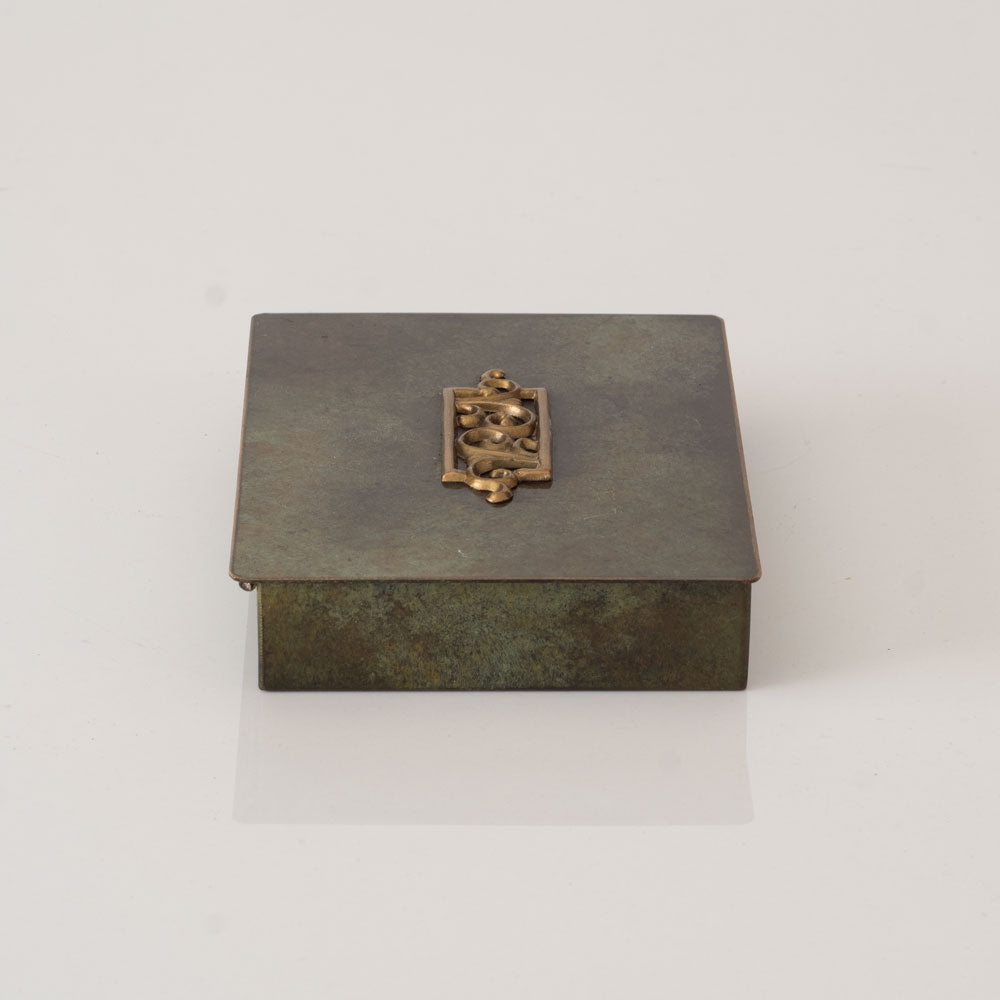 Swedish bronze trinket box C3431