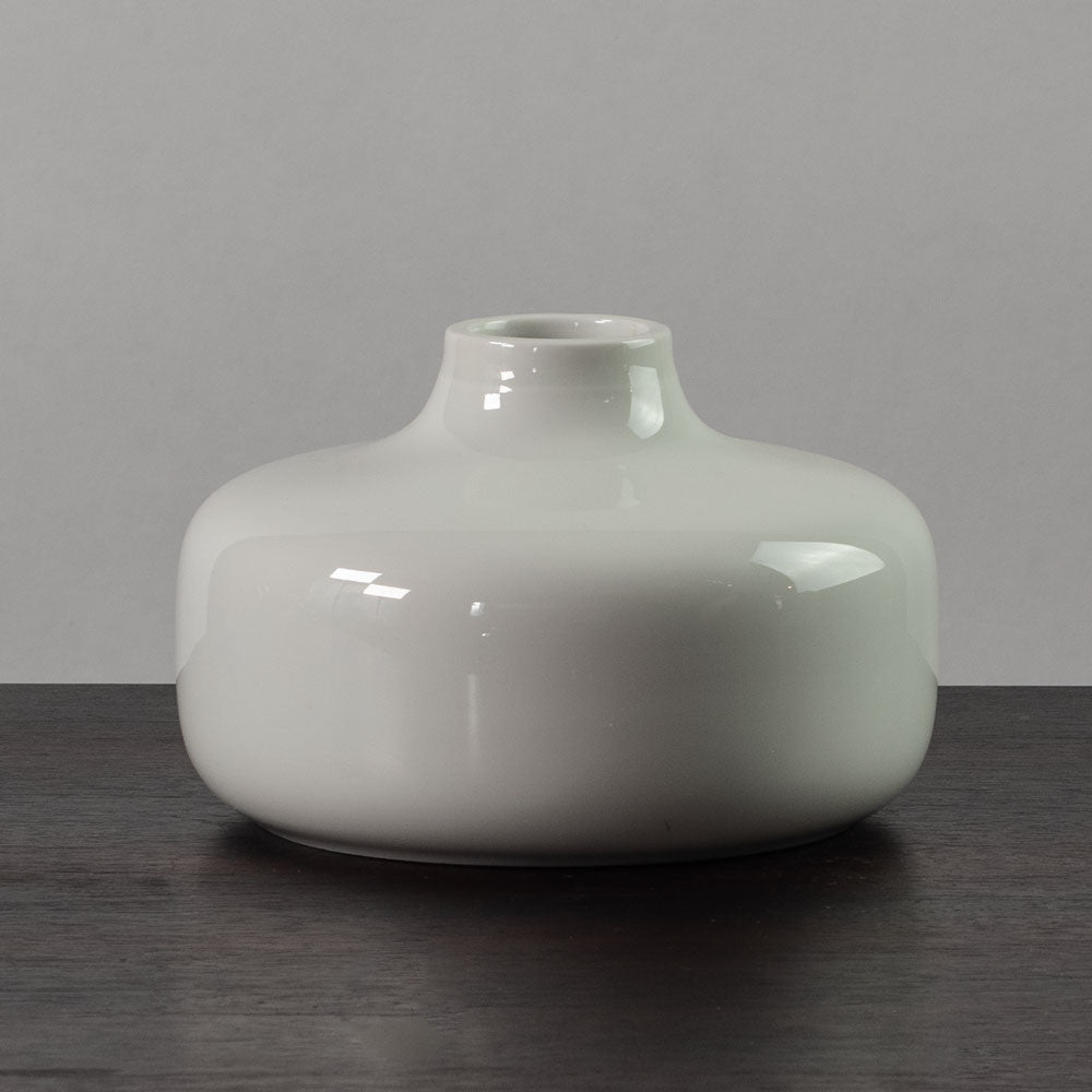 Gerd Bogelund for Royal Copenhagen, Denmark, stoneware vase with white glaze J2418