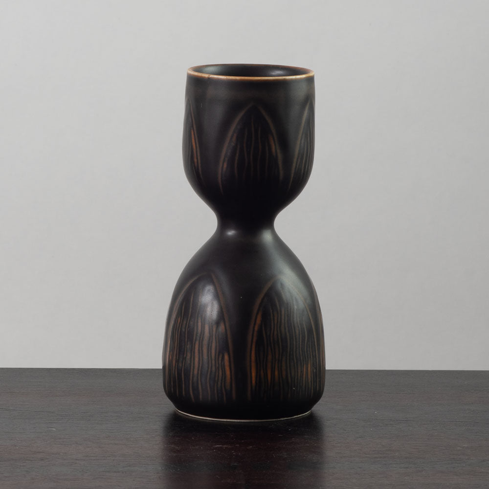 Gerd Bøgelund for Royal Copenhagen, Denmark, hourglass shaped vase J1151