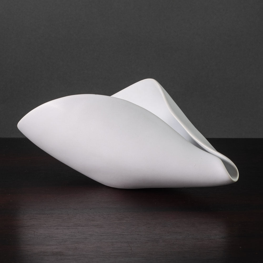 Stig Lindberg for Gustavsberg, Sweden, porcelain  "Veckla" bowl with matte white glaze K2635