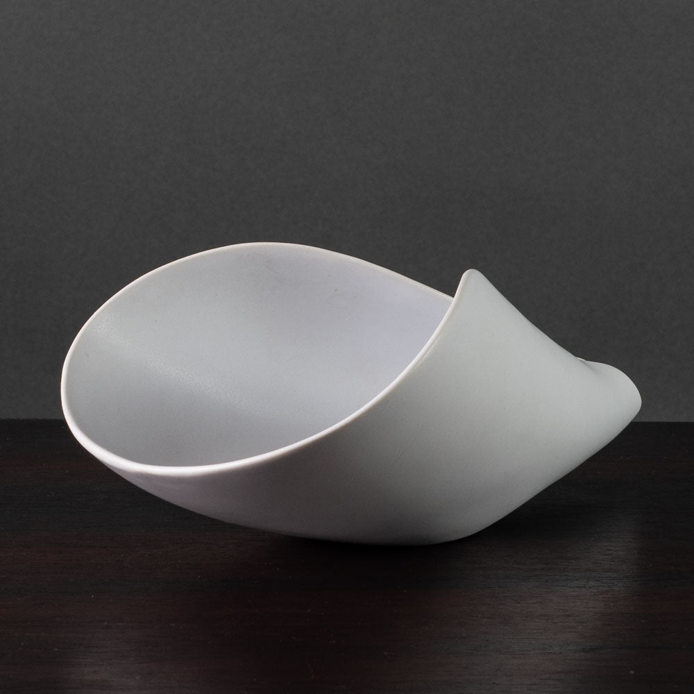 Stig Lindberg for Gustavsberg, Sweden, porcelain  "Veckla" bowl with matte white glaze K2635