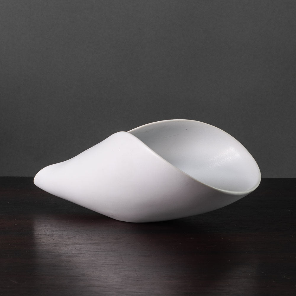 Stig Lindberg for Gustavsberg, Sweden, porcelain  "Veckla" bowl with matte white glaze K2635