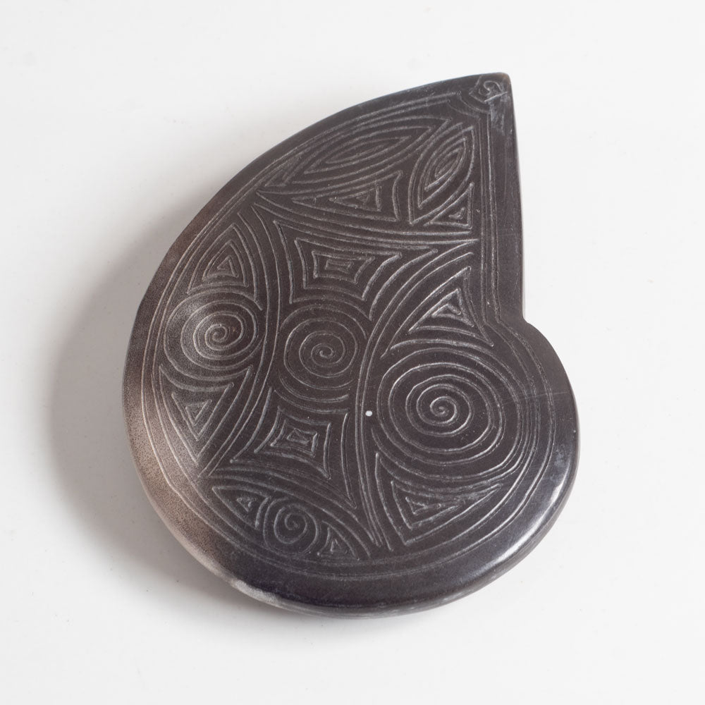 Grey carved sculptural form by Antonia Salmon H1195