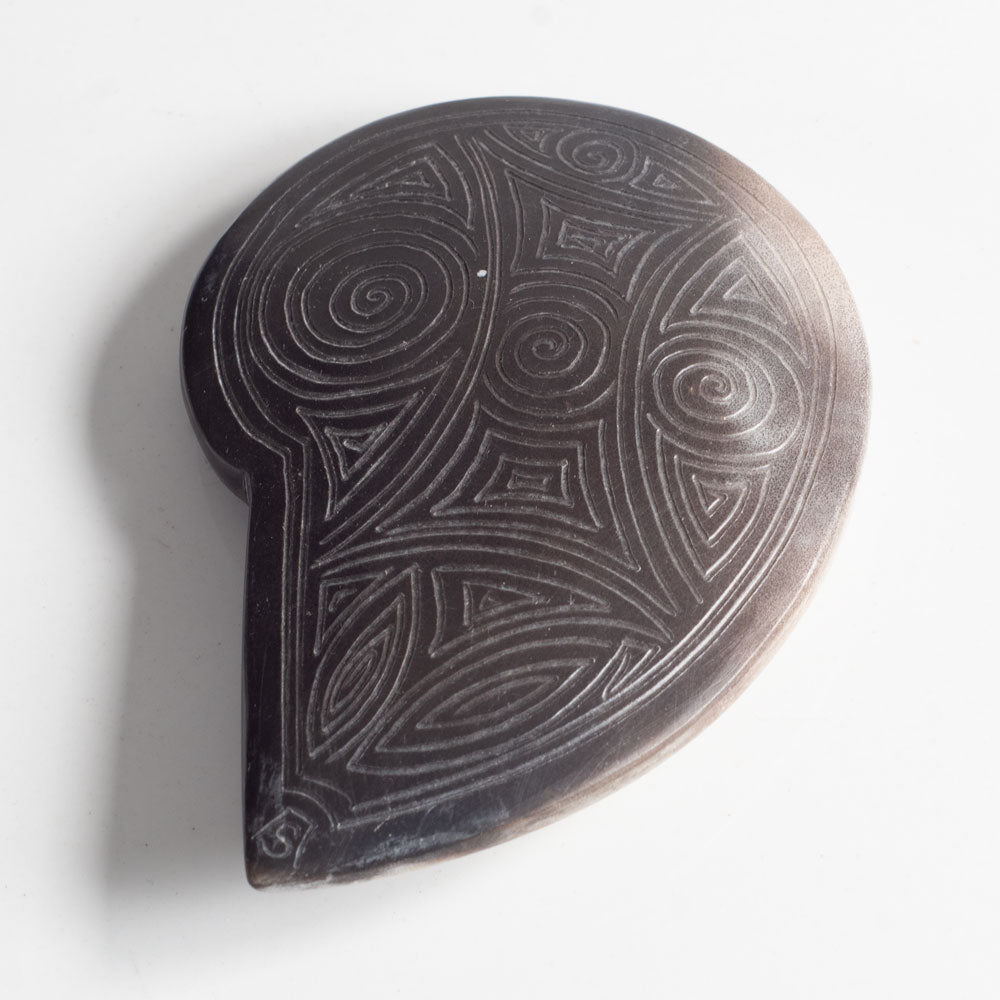 Grey carved sculptural form by Antonia Salmon H1195