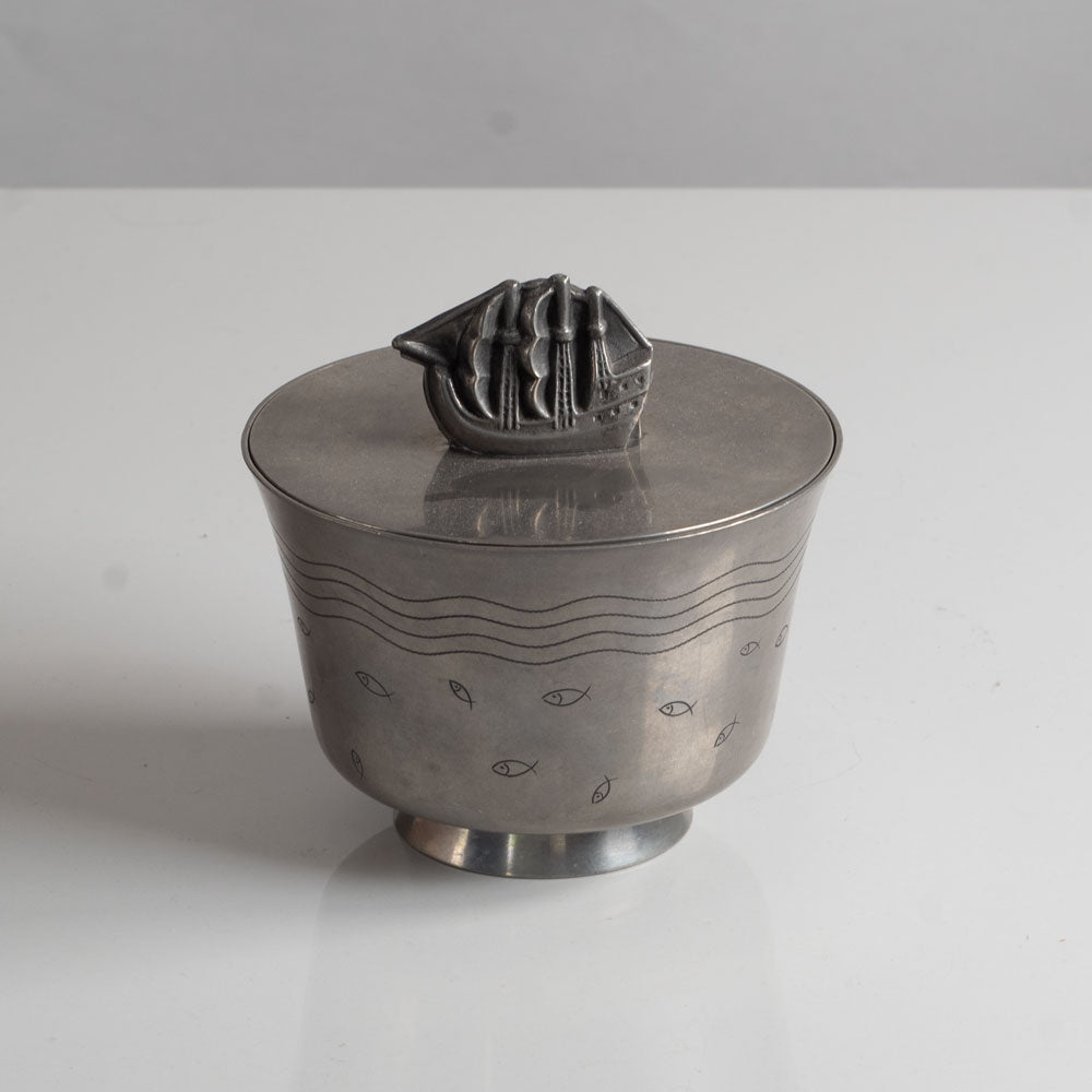 Schreuder & Olsson, Sweden, pewter deco lidded bowl L3040