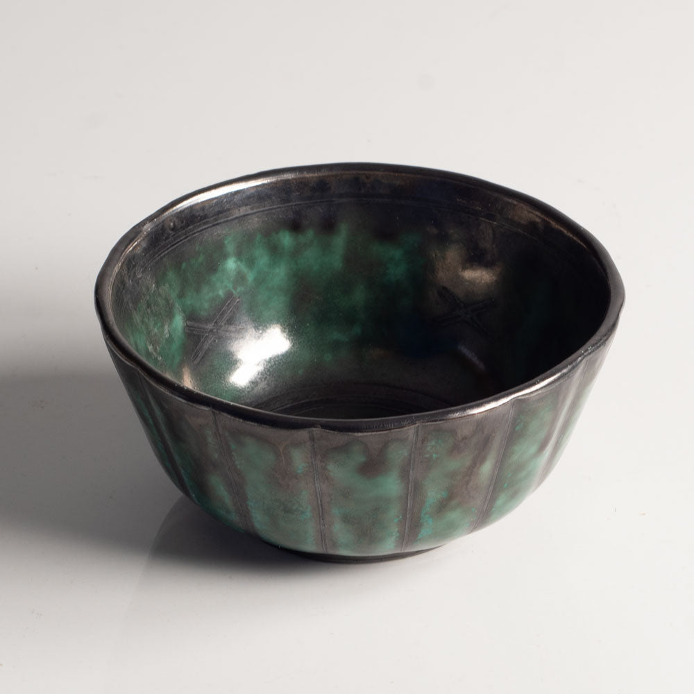 Wilhelm Kåge for Gustavsberg, Sweden, stoneware "Argenta" bowl L3901