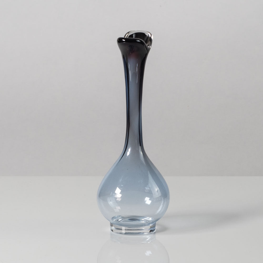 Nils Landberg for Orrefors, Sweden, long necked bud vase K2055