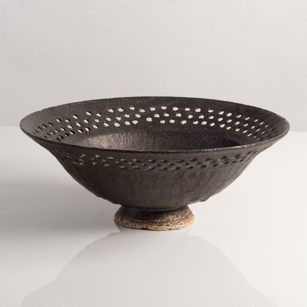 Ian Godfrey, UK, unique stoneware bowl with pierced rim M4105