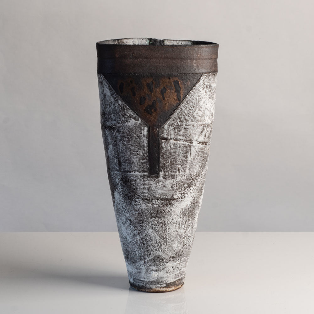Robin Welch, own studio, UK, tall vase with brown and white glaze L4022