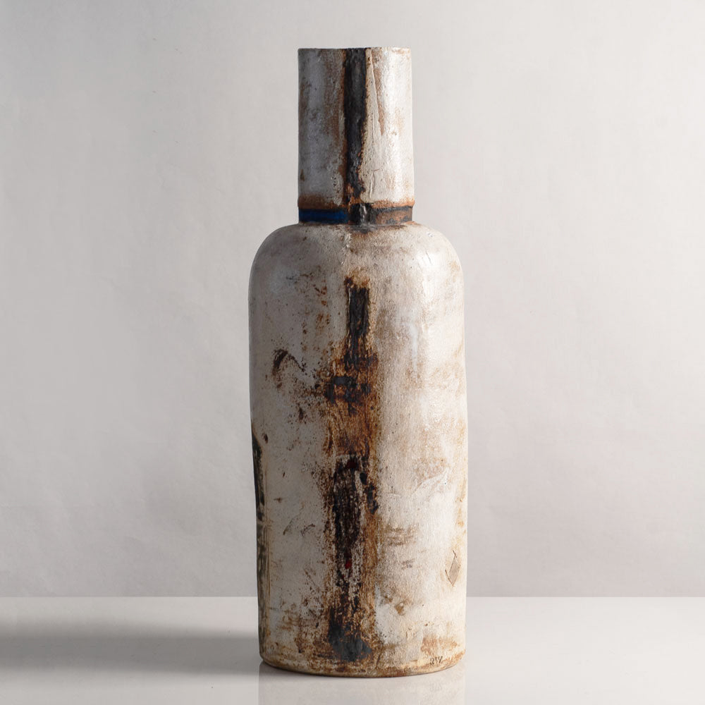 Robin Welch, own studio, UK, tall vase with brown and white glaze L4020