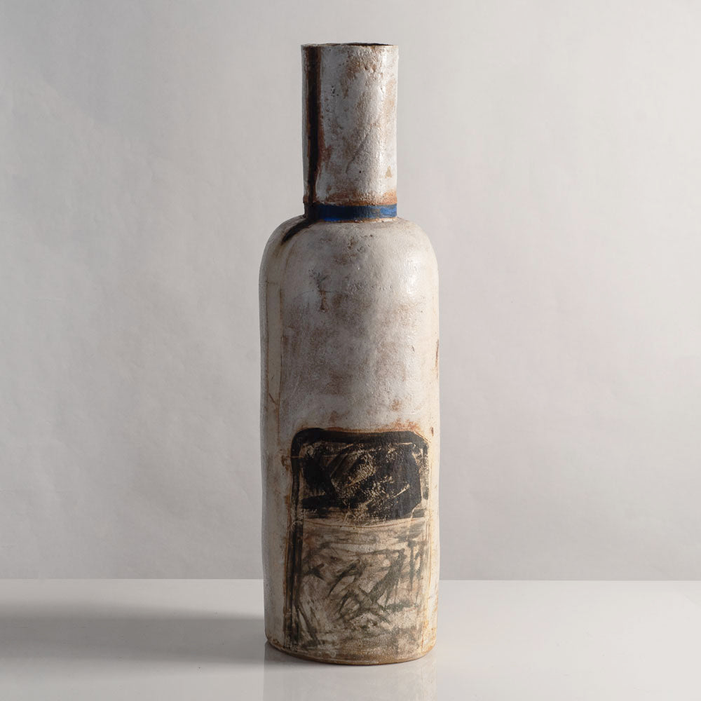 Robin Welch, own studio, UK, tall vase with brown and white glaze L4020
