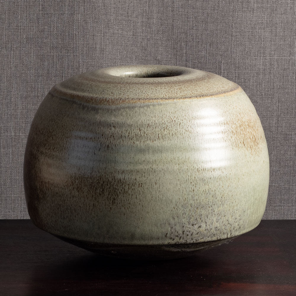 Heiner Balzar, Germany, very large vase with pale brown/beige haresfur glaze E7261