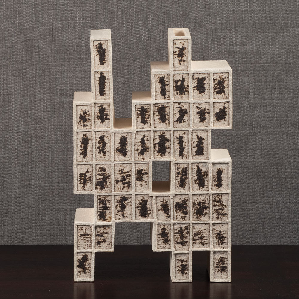 Gillian Montegrande, own studio, UK "Is it, though?", unglazed stoneware sculpture L4017