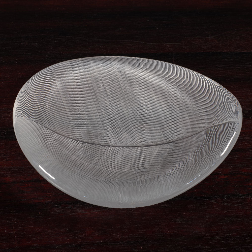 Tapio Wirkkala for Iittala, Finland, comb-cut leaf dish L3430