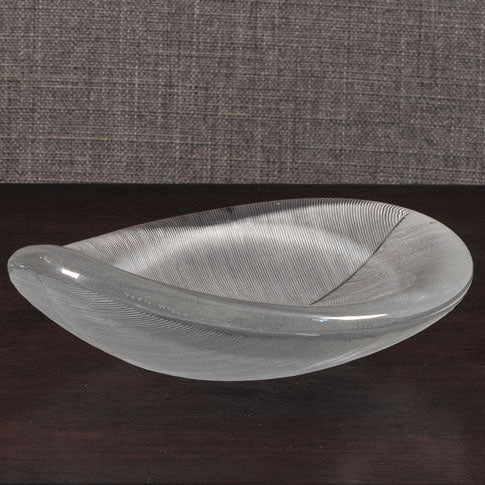 Tapio Wirkkala for Iittala, Finland, comb-cut leaf dish L3430