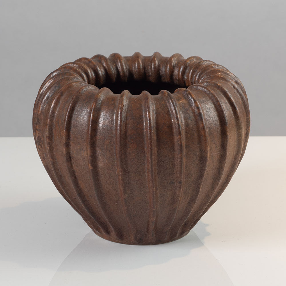 Arne Bang, Denmark, brown ribbed vase K2723
