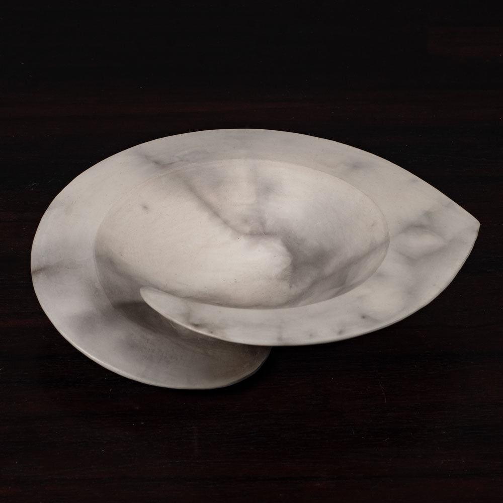 Antonia Salmon, own studio, UK, ceramic spiral bowl with white and gray marbleized surface E7348