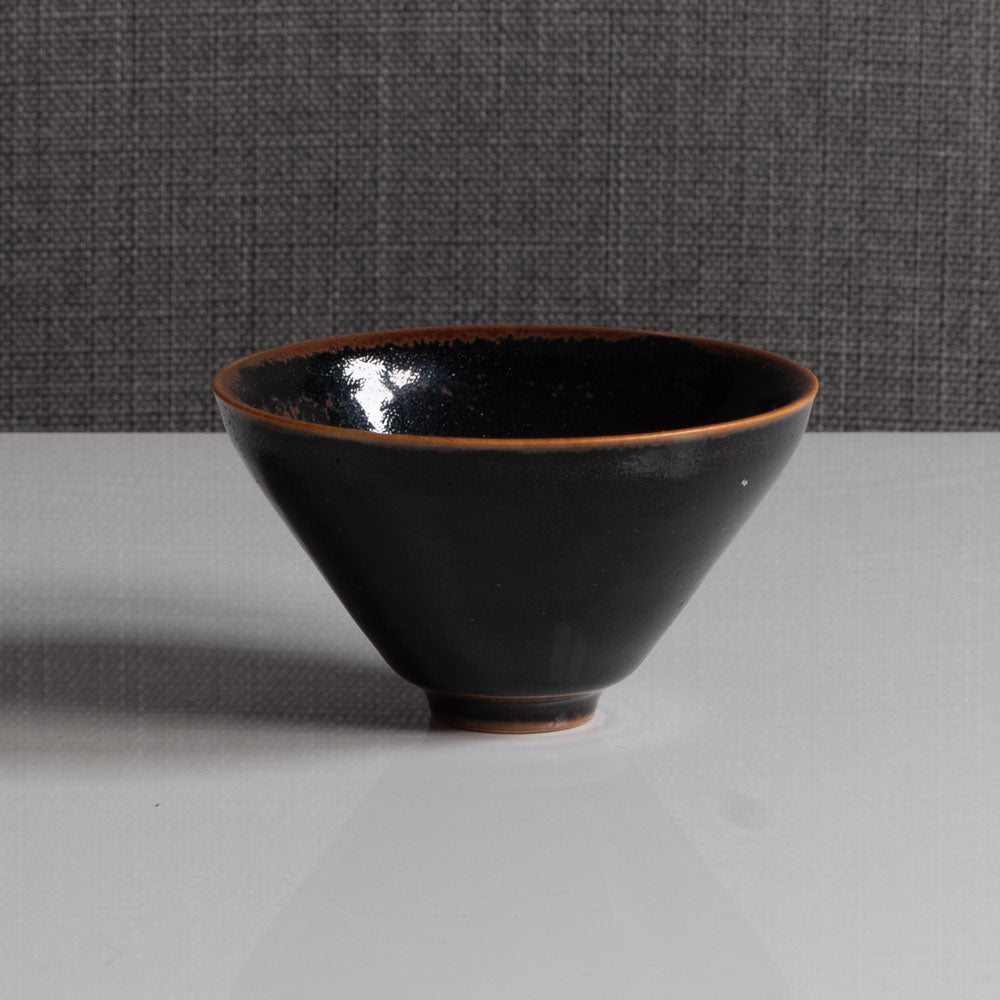 Nils Thorsson for Royal Copenhagen, stoneware bowl with black and brown tenmoku glaze L3400