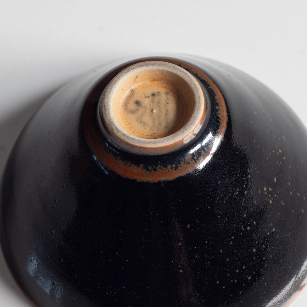 Nils Thorsson for Royal Copenhagen, stoneware bowl with black and brown tenmoku glaze L3400
