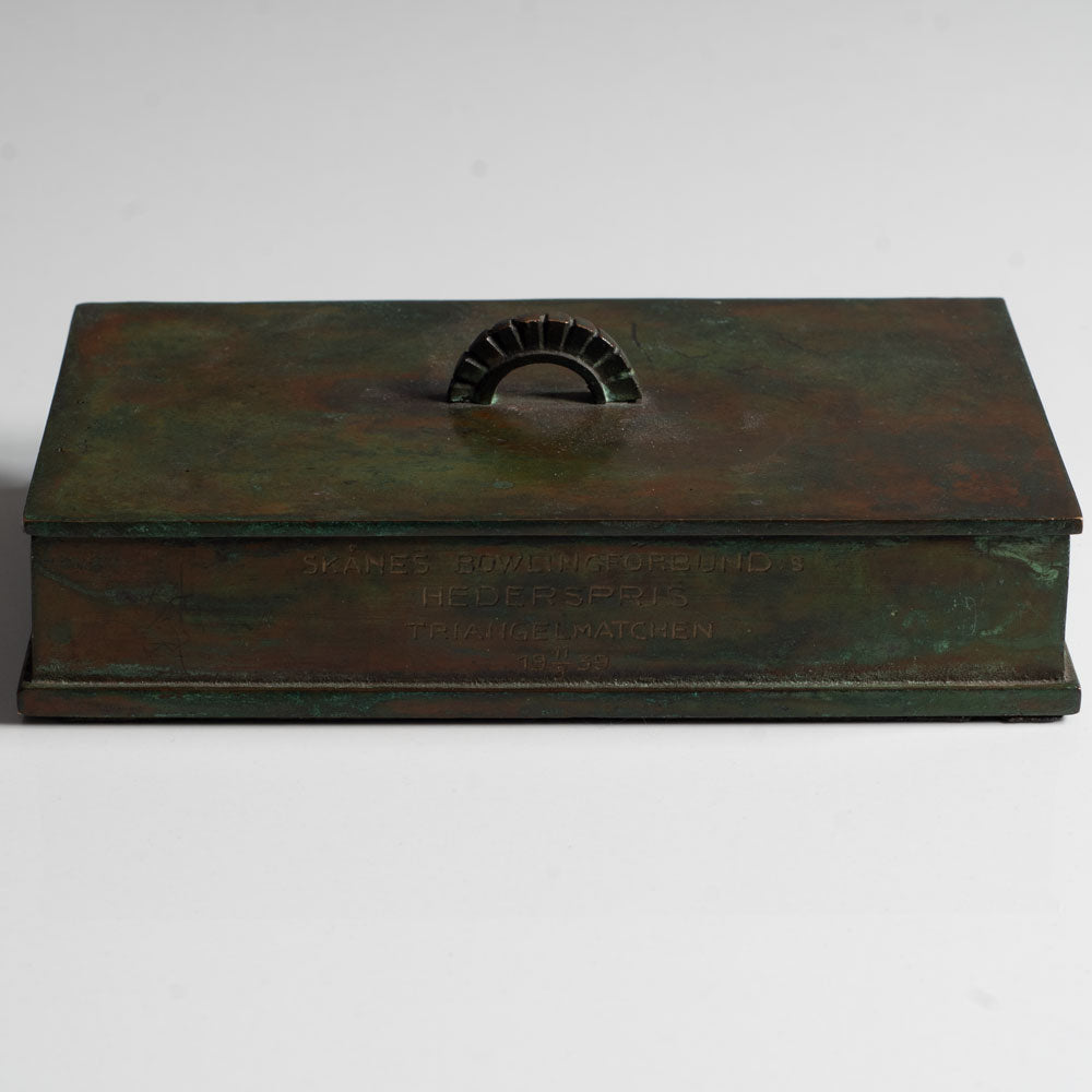 Sune Bäckström, Sweden, bronze lidded box with handle L3722