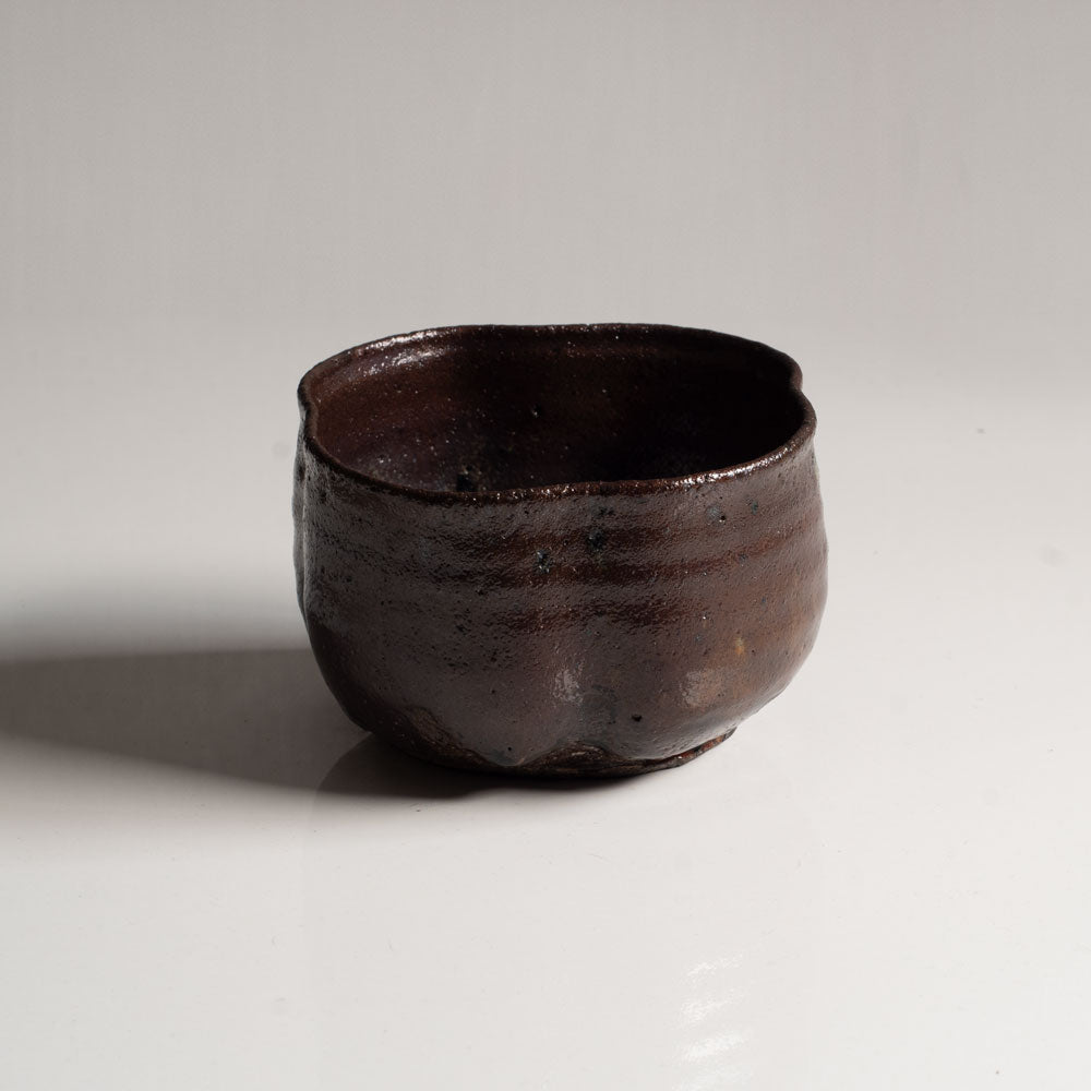Gutte Eriksen, Denmark, bowl with brown glaze L3138