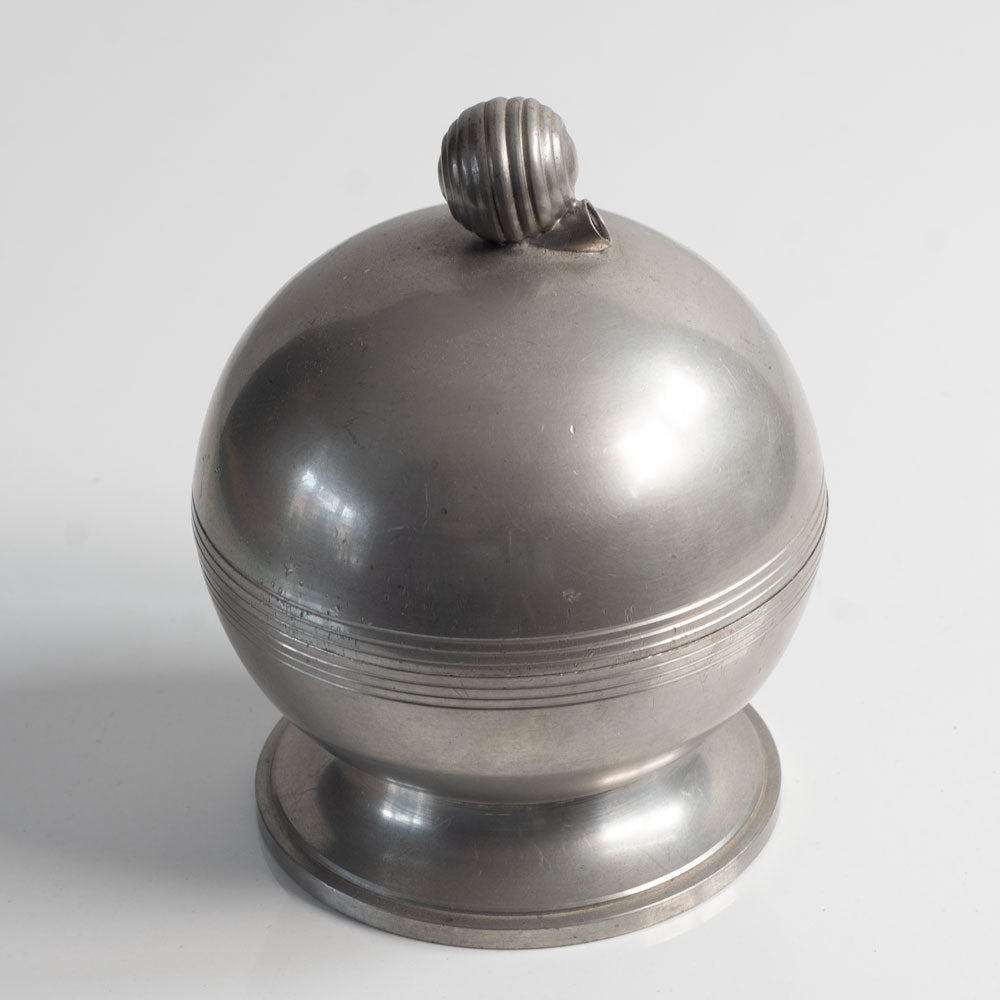 GAB Tenn, Sweden, pewter lidded bowl with snail shell handle L3099