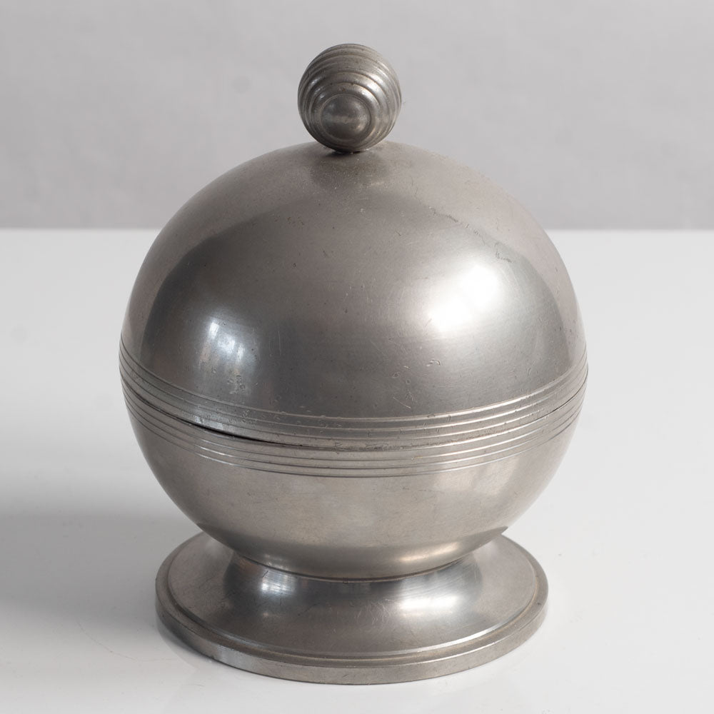 GAB Tenn, Sweden, pewter lidded bowl with snail shell handle L3099