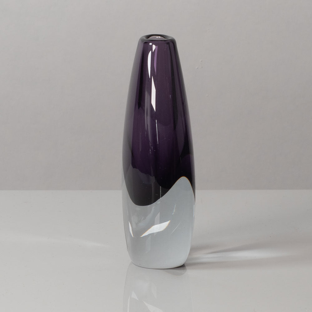 Asta Stromberg for Strombergshyttan Sommerso vase in purple K2518
