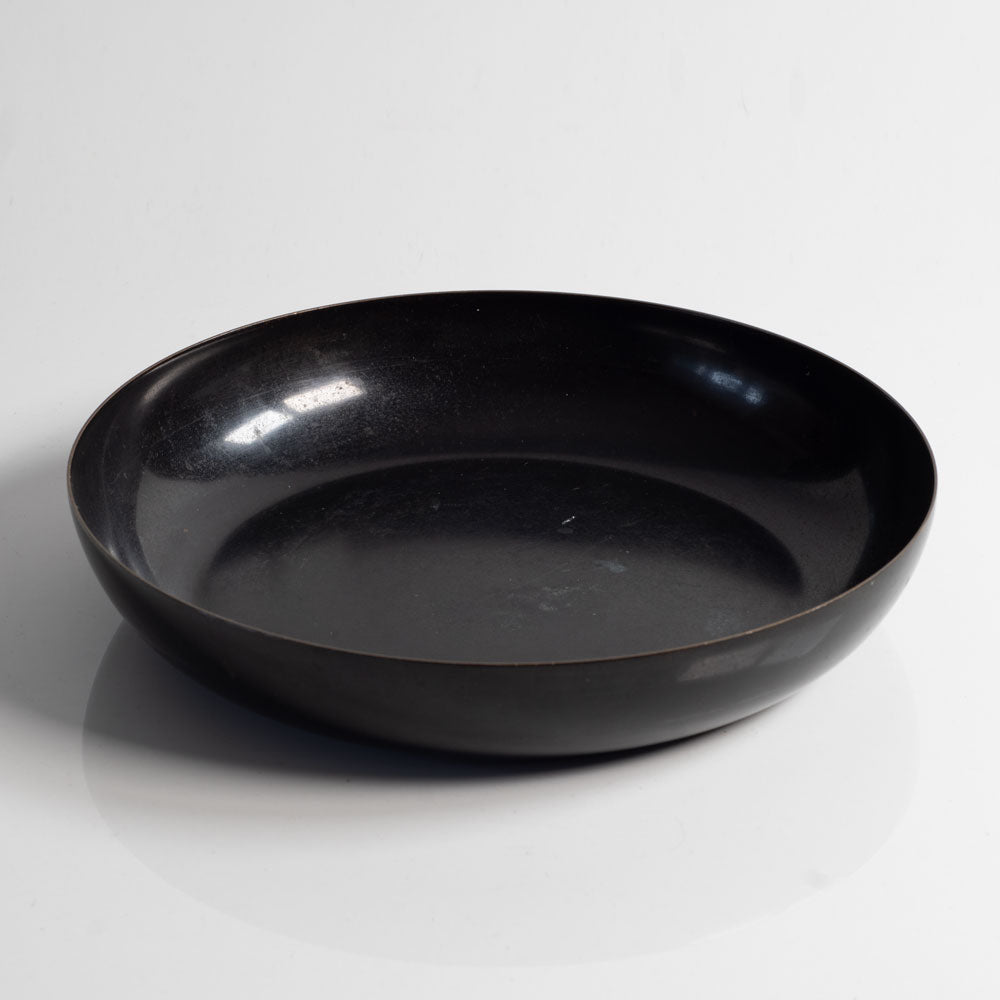 Shallow bronze bowl, Sweden L3211