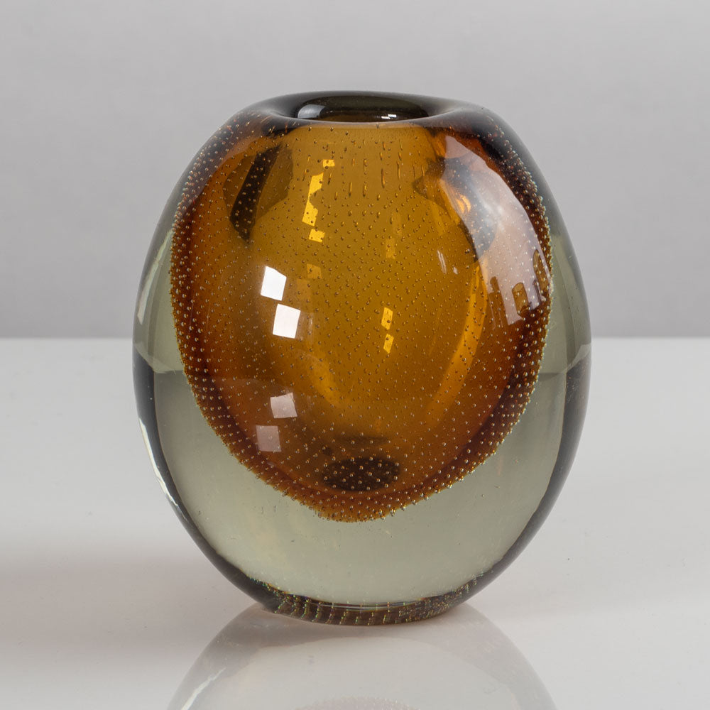 Gunnel Nyman for Nuutäjarvi-Nottsjö, Finland, Glass "Huntu" vase K2115