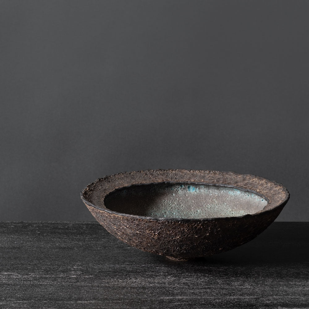 Deirdre Burnett, own studio, UK, unique stoneware bowl with brown and manganese glaze K2171