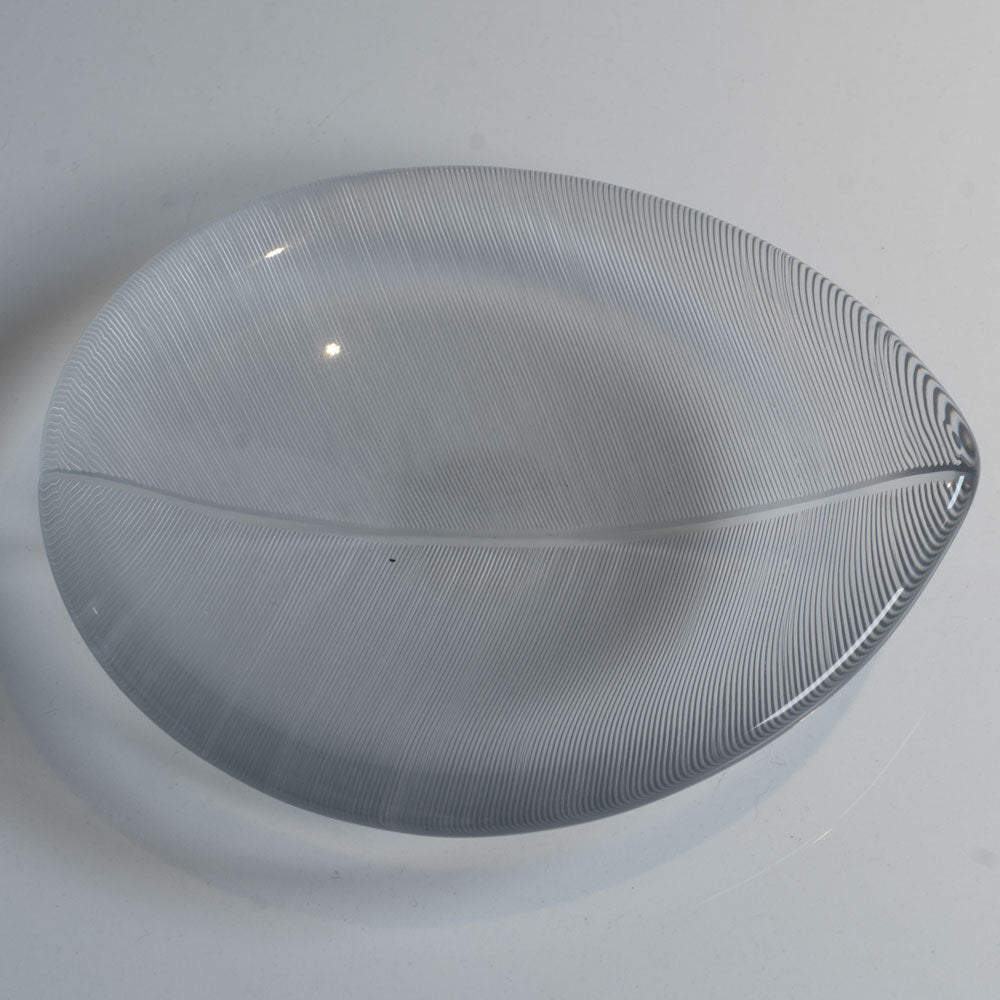 Tapio Wirkkala for Iittala, Finland, comb-cut leaf dish K2661