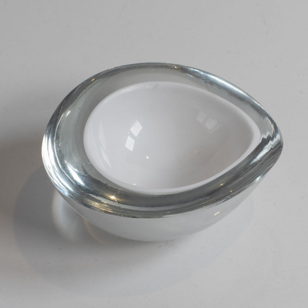 Kaj Franck for Nuutäjarvi-Nottsjö , Finland, small glass "chestnut" bowl J1672