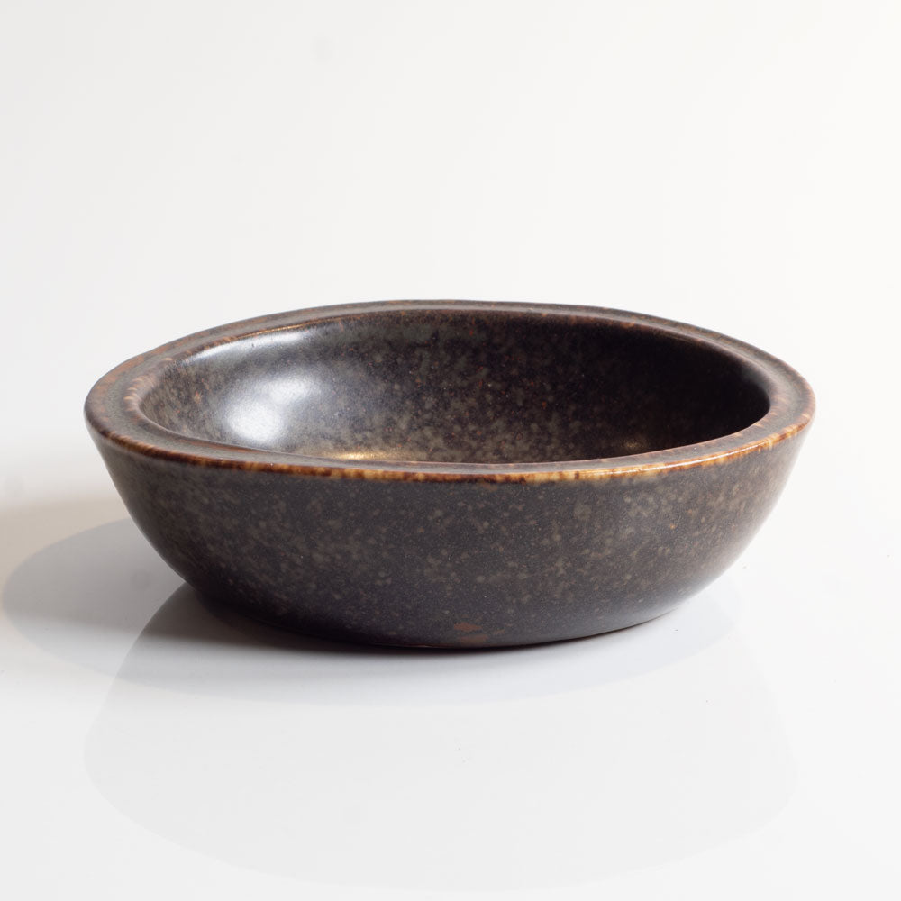 Erik Rahr for Saxbo, Denmark, small dish with brown matte glaze M4131