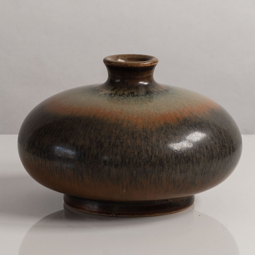 Ebbe Sadolin, Bing & Grondahl, Denmark, unique stoneware vase with brown glaze M4114