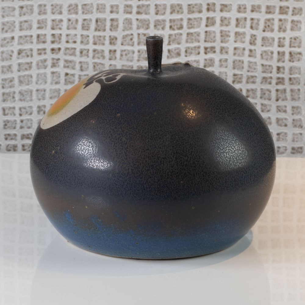 Claes Thell, Sweden, unique stoneware vase with blue haresfur glaze K2373