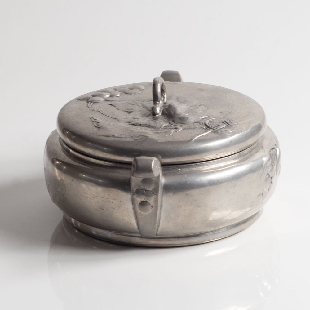 Kayserzinn, Germany, pewter art nouveau lidded jar L3636