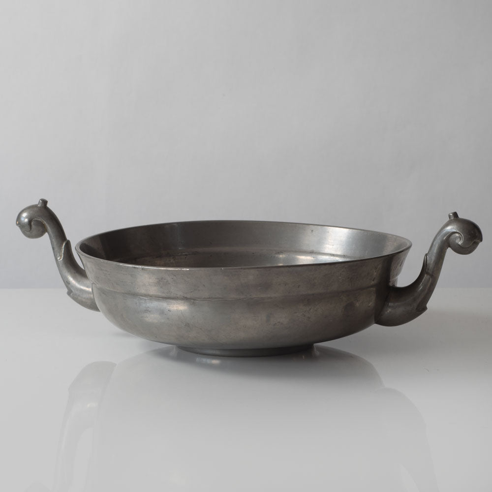 Edvin Ollers for Schreuder & Olsson, Sweden, pewter bowl with two handles J1418