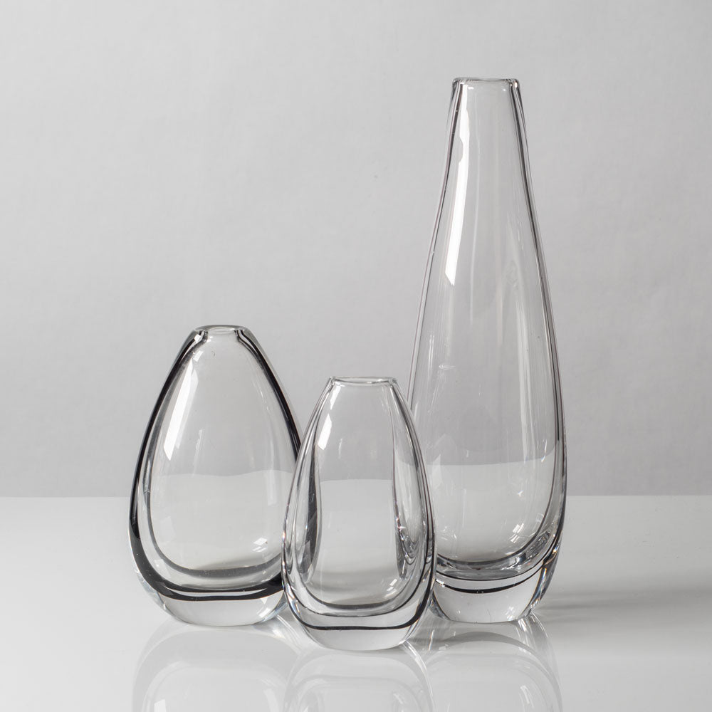 Group of clear glass vases with black filaments, Vicke Lindstrand for Kosta, Sweden