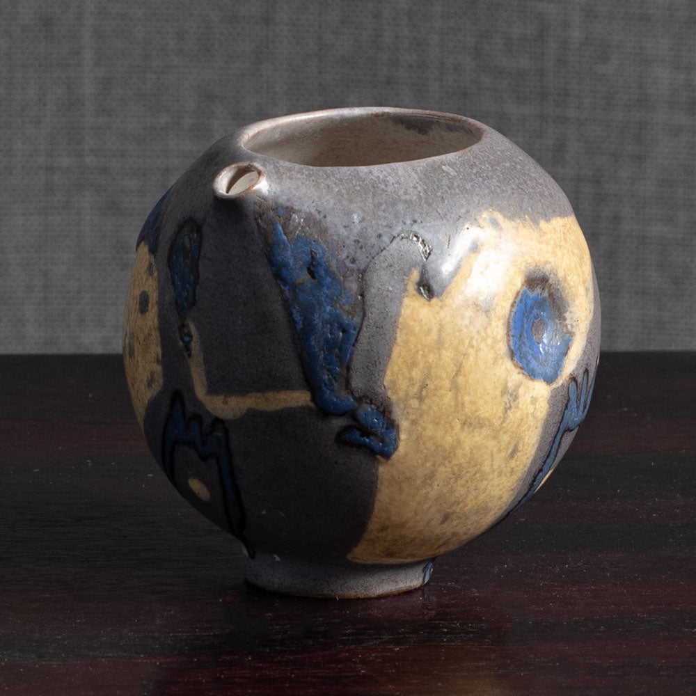 Beate Kuhn, Germany, unique stoneware pitcher with gray yellow and blue glaze L3979