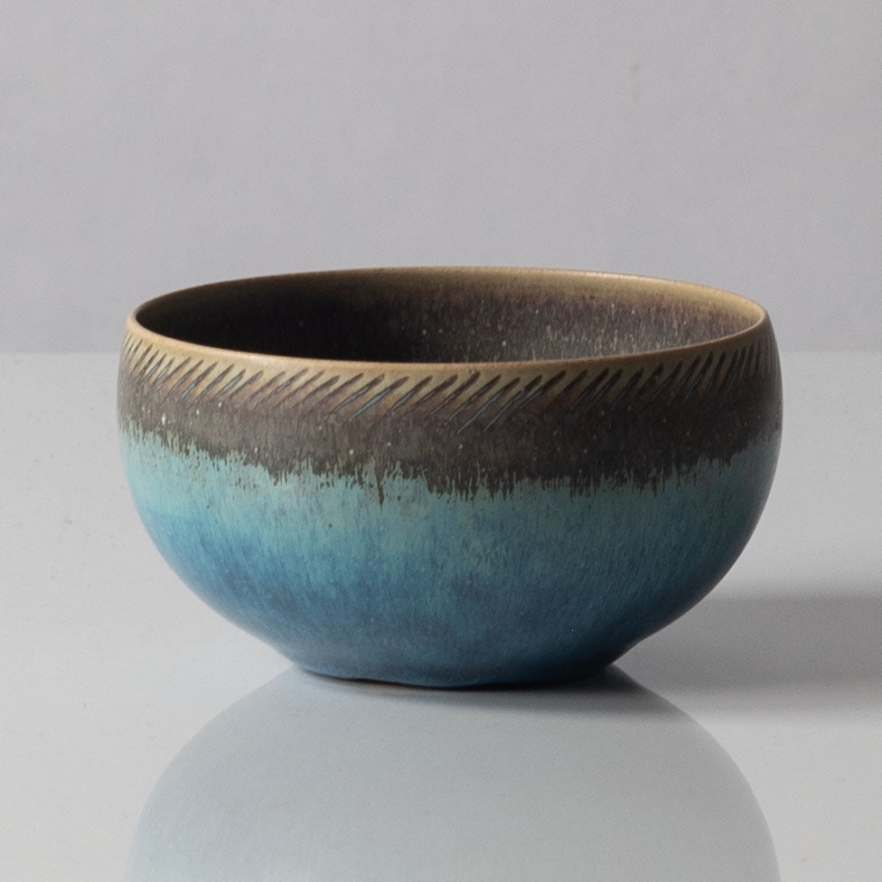 Stig Lindberg for Gustavsberg, Sweden, unique stoneware bowl with pale brown and blue glaze K2050