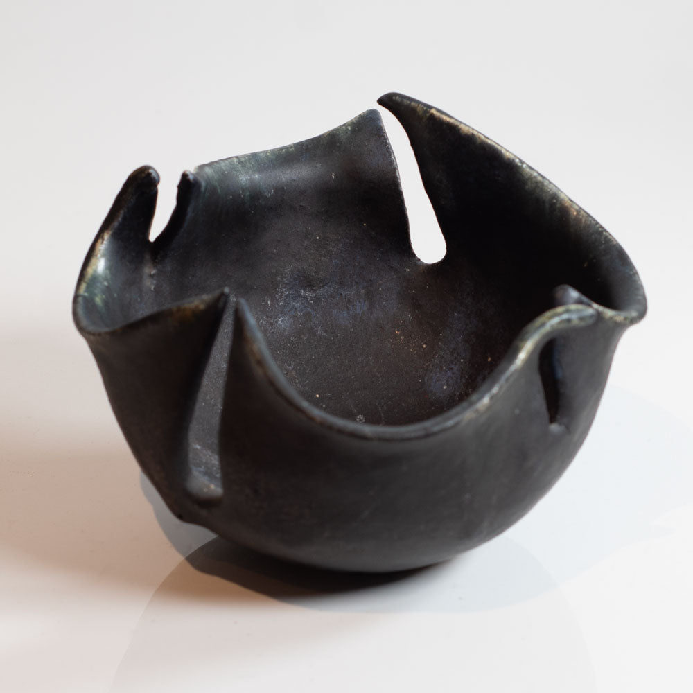 Elisabeth Tutti Veith, German, unique sculptural bowl K2895