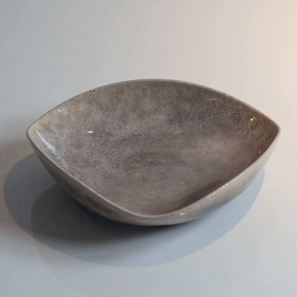 Richard Uhlemeyer, Germany, ceramic dish with glossy gray glaze C5137