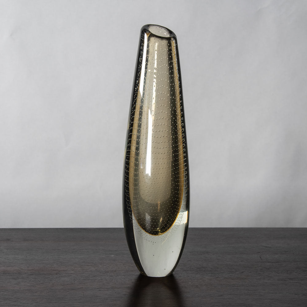 Gunnel Nyman for Nuutäjarvi-Nottsjö, Finland, tall vase with internal control bubbles in yellow and clear glass H1545